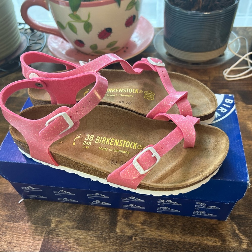 Birkenstock Women’s Glittery Pink Sandals